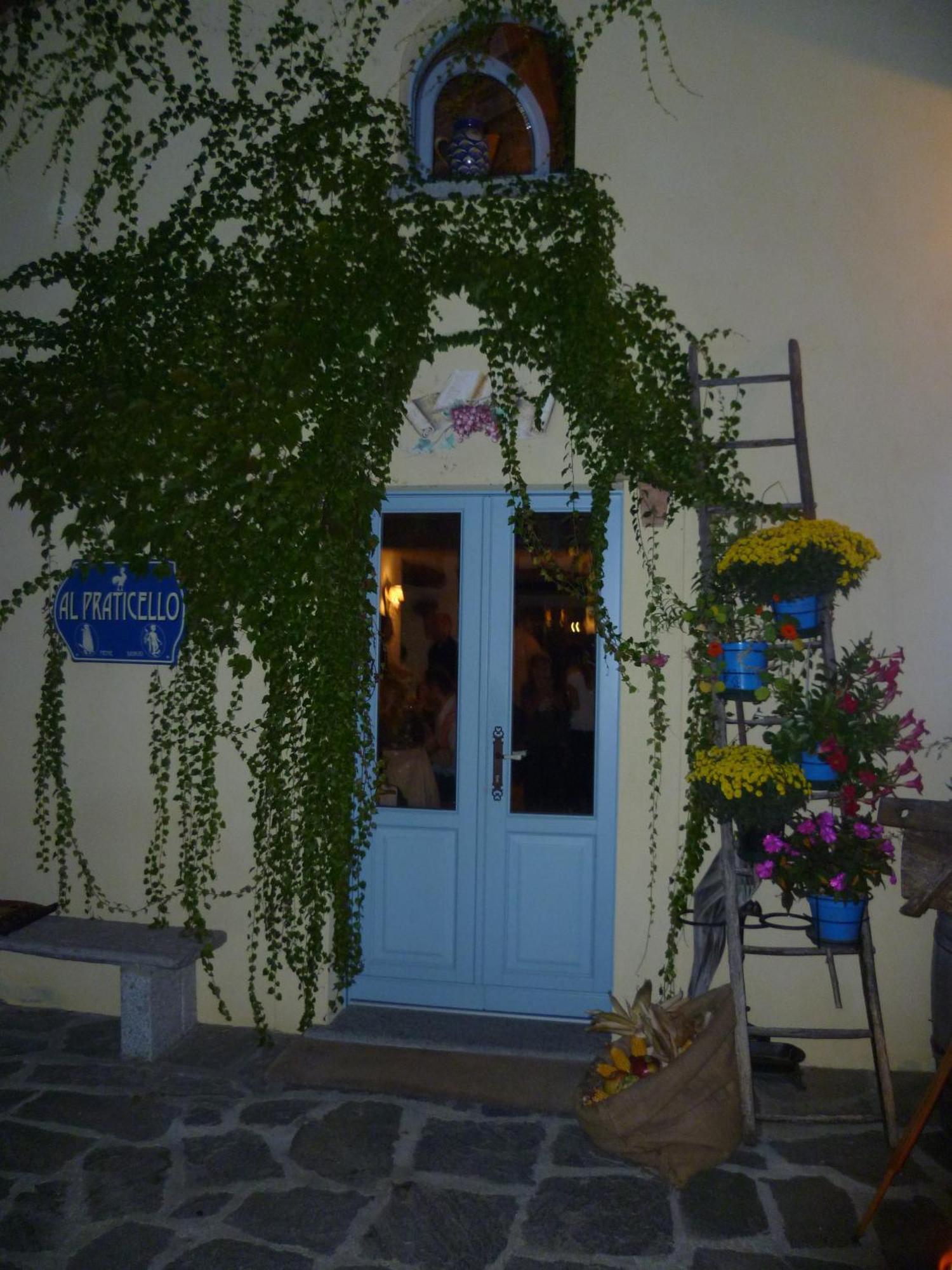 Locanda La Casetta Angera Exterior photo